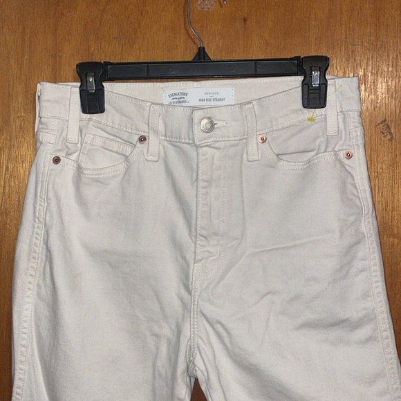 •LEVI'S•IVORY/OFF-WHITE HERITAGE HIGH RISE STRAIGHT DENIM JEANS SIZE 8/W29 - Picture 7 of 10